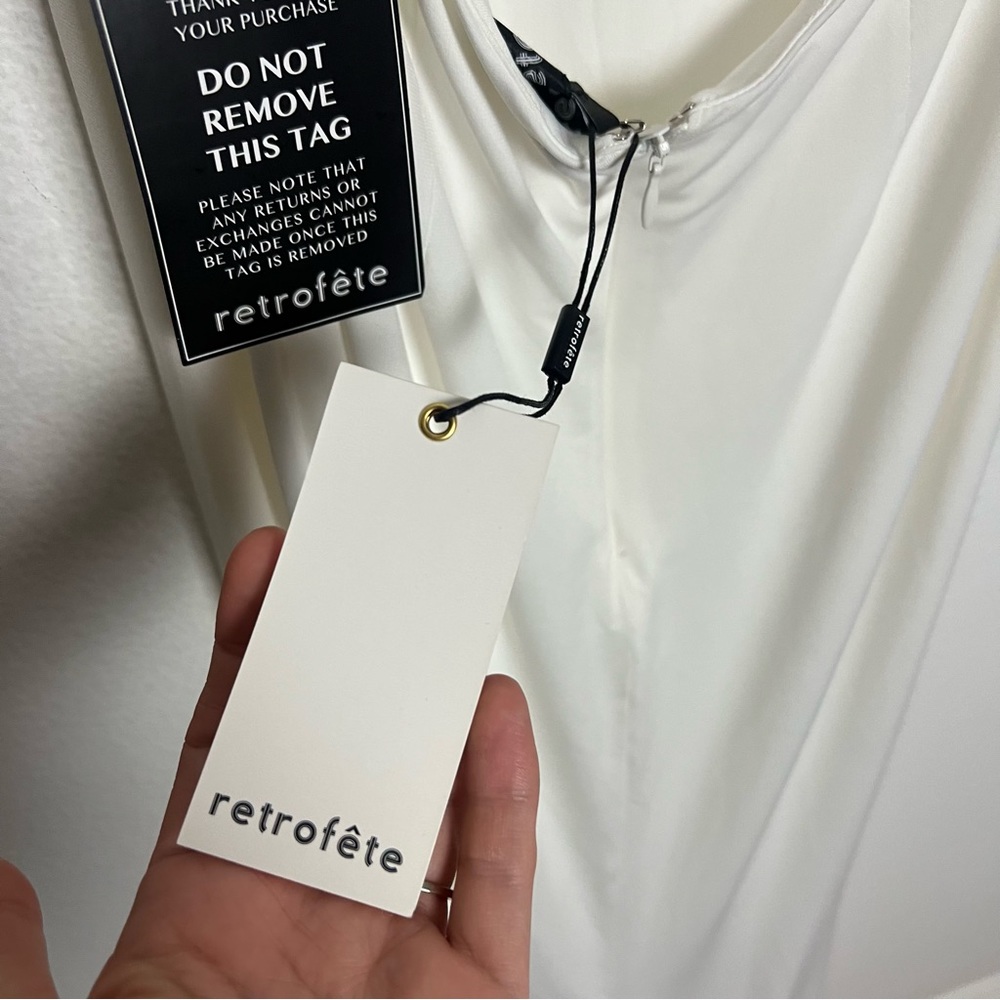 Retrofete Elegant White Backless Maxi Dress - Picture 7 of 11